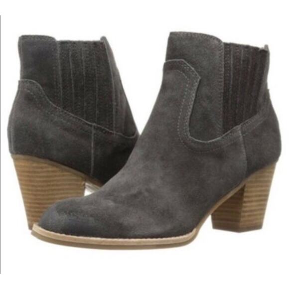 Dolce Vita Jenna Chelsea Boots Size 8 Gray Suede Heeled - Picture 1 of 7